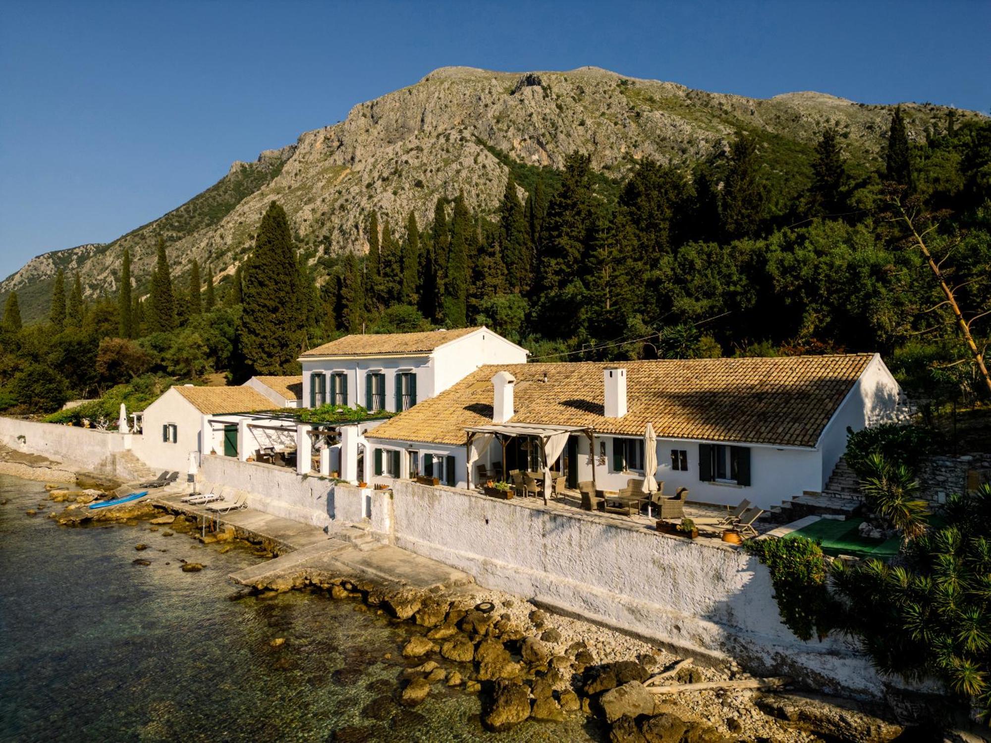 Nissaki Olive Press Villas Nisaki  Bagian luar foto